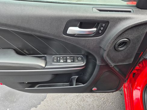 Used 2016 Dodge Charger R/T RWD image 10
