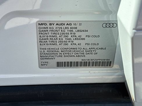 Used 2023 Audi Q4 e-tron Premium Plus w/ Premium Plus RWD image 29