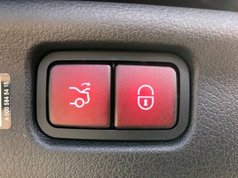 New 2025 Mercedes-Benz C 300 C 300 image 36