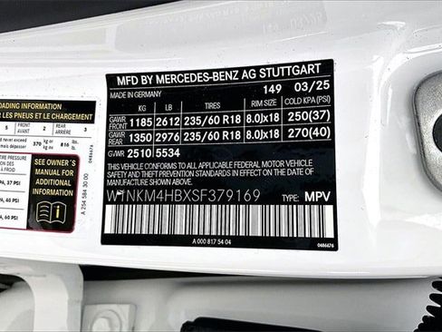 Used 2025 Mercedes-Benz GLC 300 4MATIC image 6