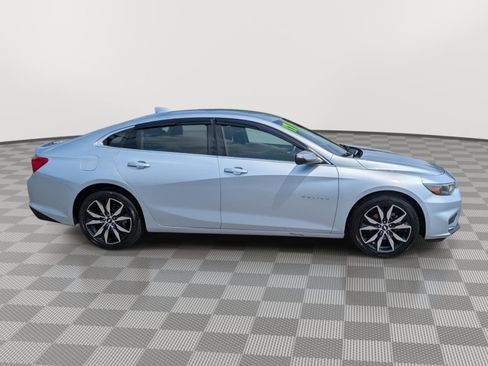 Used 2017 Chevrolet Malibu LT FWD image 6