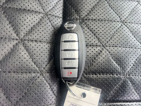 Used 2020 Nissan Murano Platinum w/ Cargo Package AWD/4WD image 27
