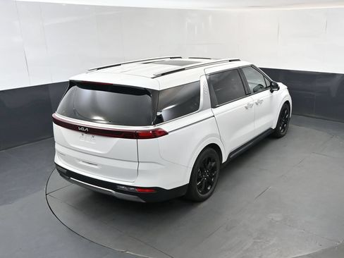 Used 2024 Kia Carnival SX Prestige FWD image 32