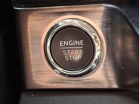 Used 2024 Ford F350 Lariat w/ Lariat Ultimate Package AWD/4WD image 17