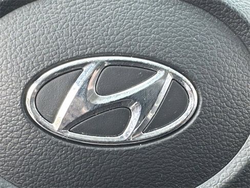 Used 2023 Hyundai Sonata SEL image 32