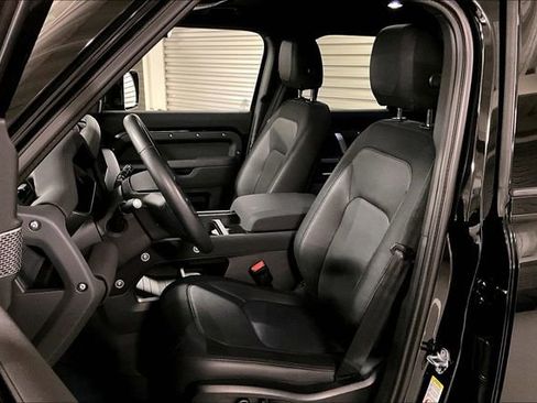 Certified 2023 Land Rover Defender 110 X-Dynamic SE image 15