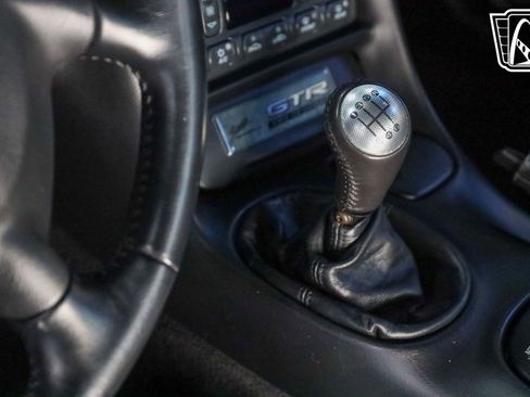 Used 2002 Chevrolet Corvette Z06 w/ Memory Pkg RWD image 13