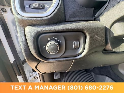 New 2026 RAM 2500 Big Horn AWD/4WD image 73
