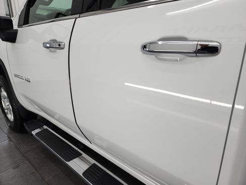 Used 2022 Chevrolet Silverado 2500 LTZ w/ Safety Package image 33