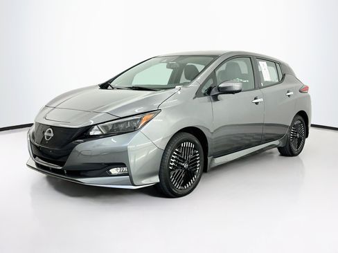 Used 2024 Nissan Leaf SV Plus FWD image 3