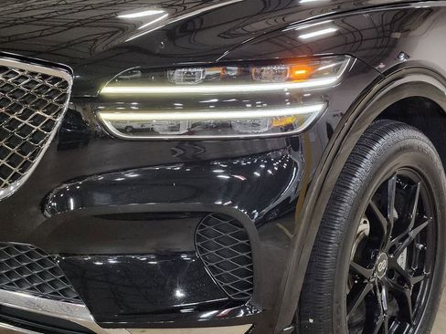 Used 2024 Genesis GV70 2.5T w/ Select Package image 14