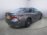 Used 2023 Toyota Camry SE image 3