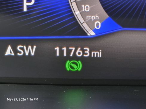 Used 2024 Volkswagen Taos SE FWD image 32