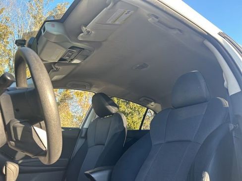 Used 2023 Subaru Crosstrek 2.0i image 13