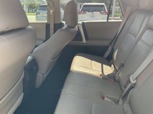 Used 2016 Toyota 4Runner SR5 RWD image 13