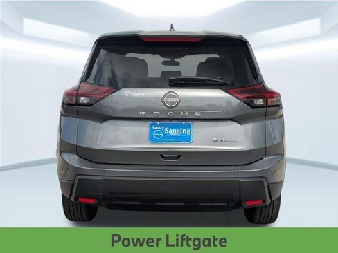 Used 2024 Nissan Rogue SV image 6