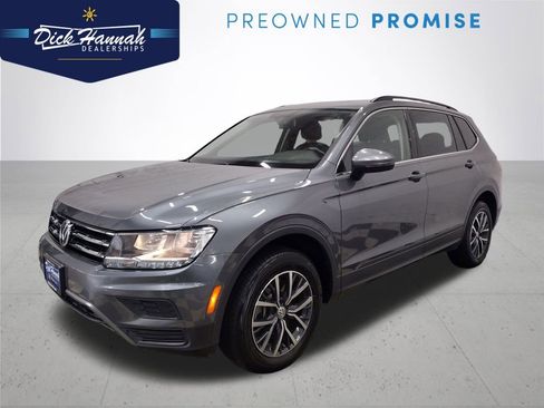 Used 2019 Volkswagen Tiguan SE w/ Panoramic Sunroof Package image 1
