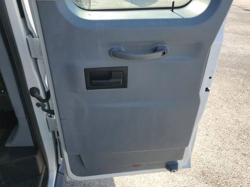 Used 2015 Ford Transit 350 XLT image 15