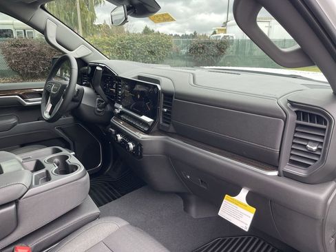 New 2026 GMC Sierra 1500 Elevation AWD/4WD image 28