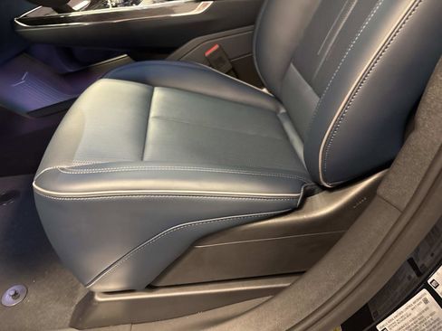 New 2025 Cadillac Escalade IQ Luxury 2 image 13