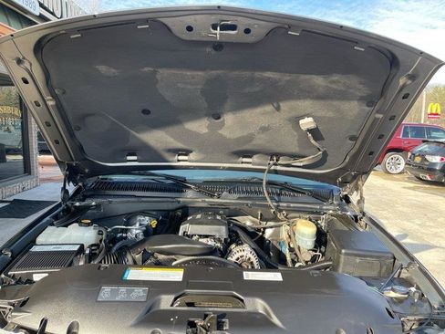 Used 2000 Chevrolet Silverado 2500 LS image 55