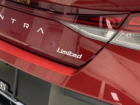 New 2026 Hyundai Elantra Limited image 33