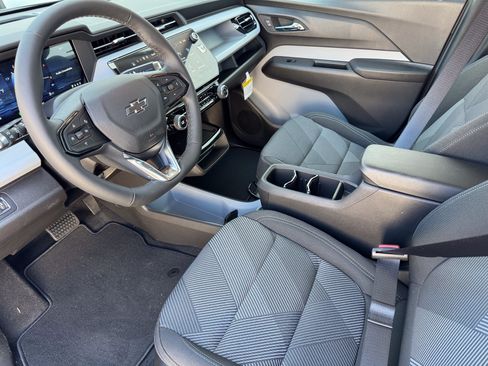 New 2027 Chevrolet Bolt LT w/ Comfort Package FWD image 9