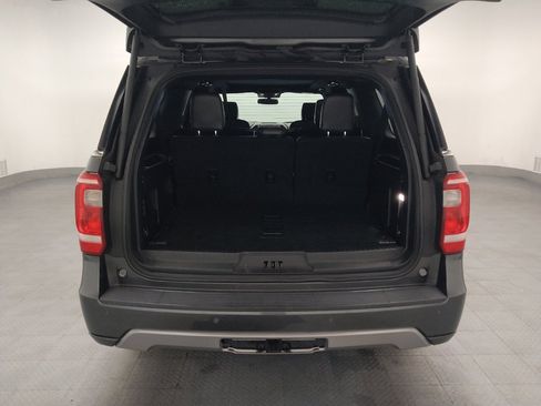 Used 2020 Ford Expedition Max XLT w/ Equipment Group 202A RWD image 29