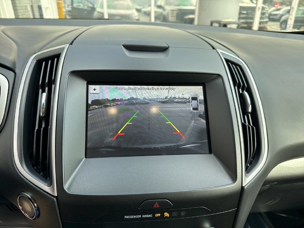 Used 2019 Ford Edge SEL w/ Equipment Group 201A AWD/4WD image 17