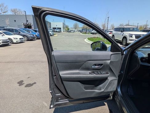 New 2026 Nissan Kicks SV w/ Cold Weather Package AWD/4WD image 13