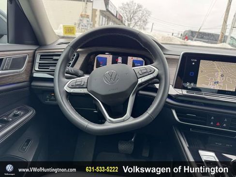 Certified 2025 Volkswagen Atlas SEL image 14