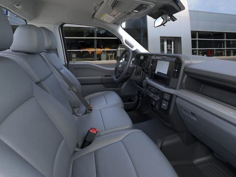 New 2025 Ford F550 4x4 Regular Cab Super Duty image 11
