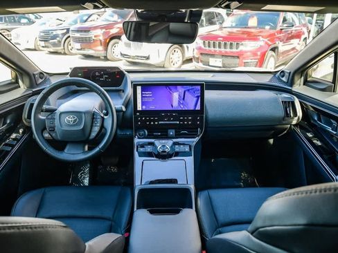 Used 2023 Toyota bZ4X Limited image 14