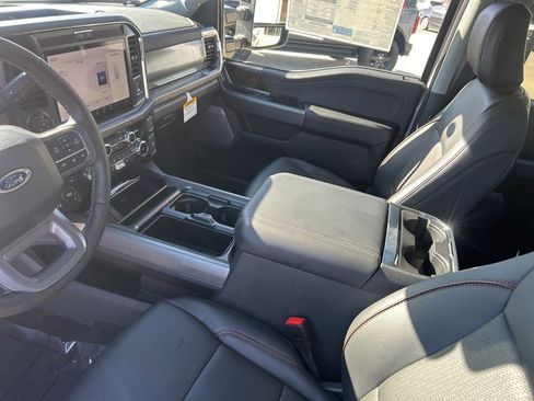 New 2026 Ford F250 Lariat w/ Black Appearance Package image 11