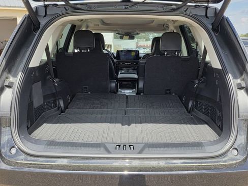 Used 2025 Lincoln Aviator Reserve w/ Luxury Package image 30