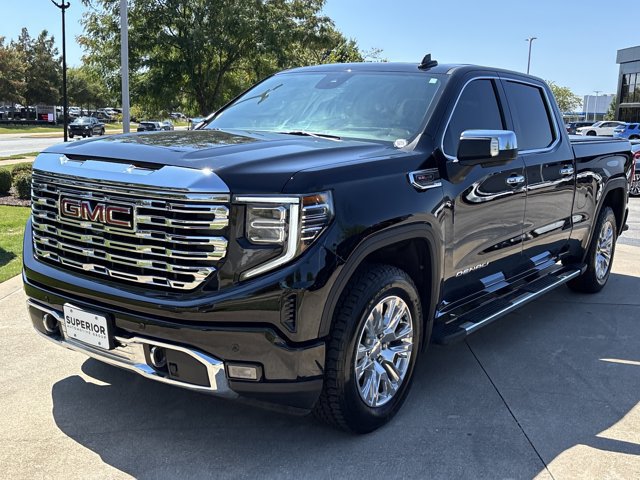Used 2025 GMC Sierra 1500 Denali w/ Technology Package AWD/4WD image 10
