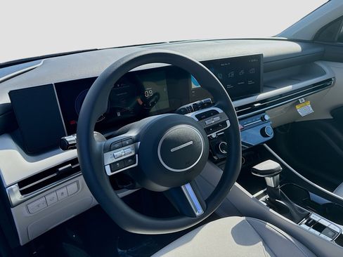 New 2026 Hyundai Tucson SEL image 7