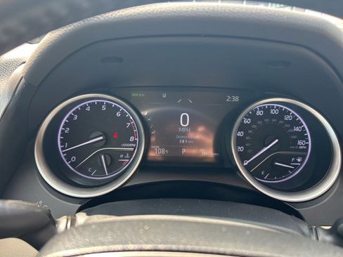 Used 2021 Toyota Camry XLE image 20