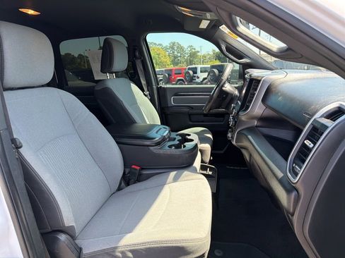 Used 2022 RAM 2500 Big Horn AWD/4WD image 25