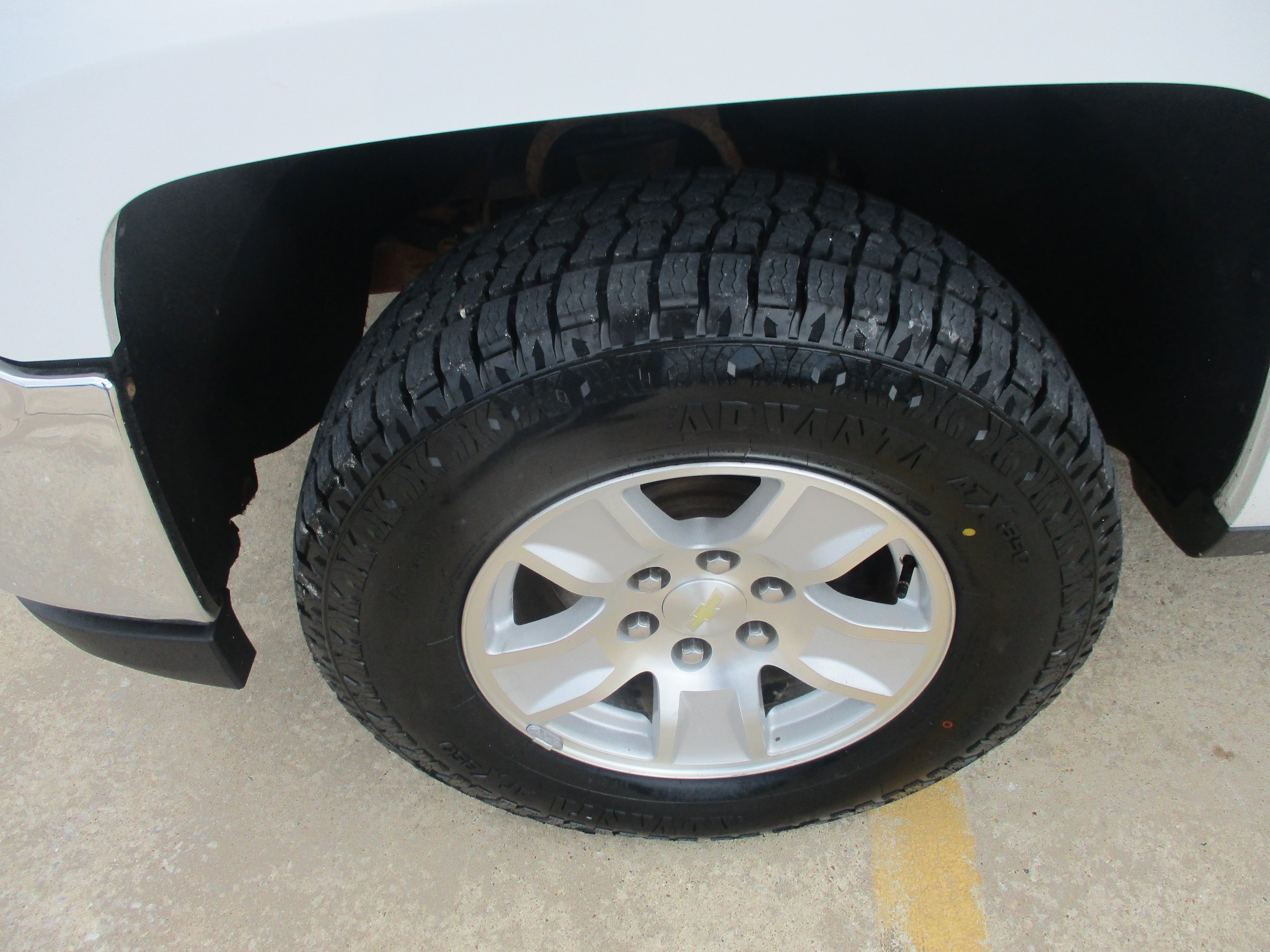 Used 2017 Chevrolet Silverado 1500 LT w/ All Star Edition AWD/4WD image 3