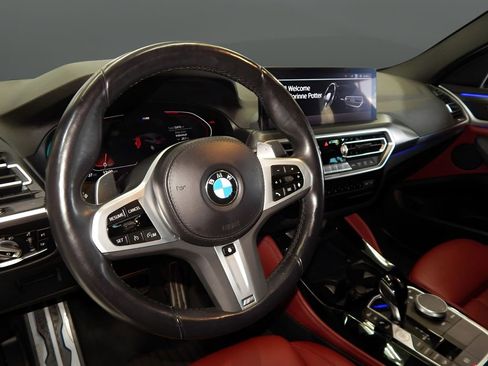 Used 2022 BMW X4 xDrive30i w/ M Sport Package 2 AWD/4WD image 12