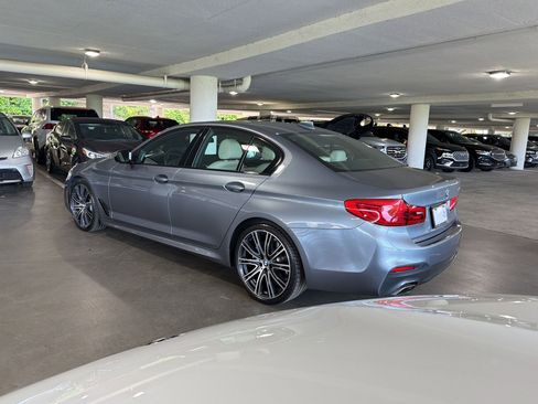Used 2020 BMW 540i w/ M Sport Package RWD image 3