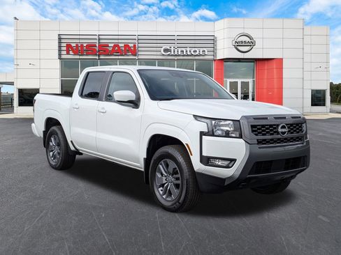 Used 2025 Nissan Frontier SV w/ SV Convenience Package AWD/4WD image 1