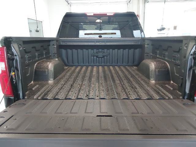New 2026 Chevrolet Silverado 1500 RST w/ Dark Appearance Package AWD/4WD image 27