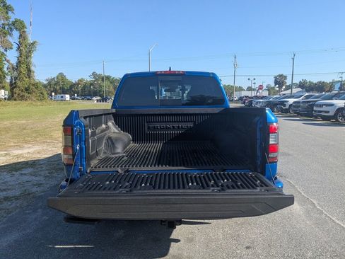 New 2026 Nissan Frontier SV w/ Tow Package RWD image 10