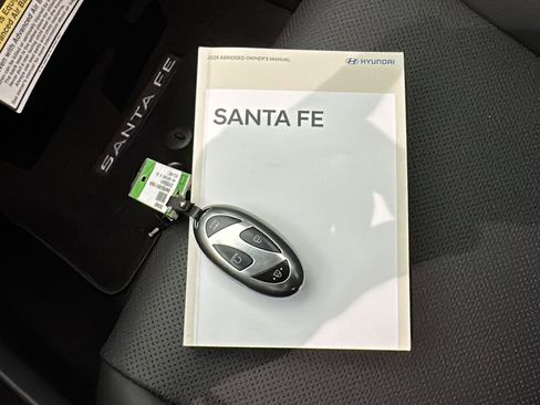 Certified 2025 Hyundai Santa Fe SEL image 28