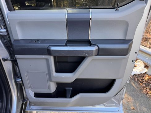 Used 2022 Ford F350 XLT w/ XLT Value Package image 58