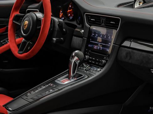 Used 2019 Porsche 911 GT2 RS RWD image 68