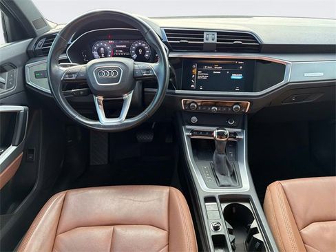 Used 2020 Audi Q3 2.0T Premium Plus w/ Premium Plus Package image 16