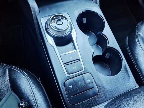 Certified 2022 Ford Escape Titanium image 25